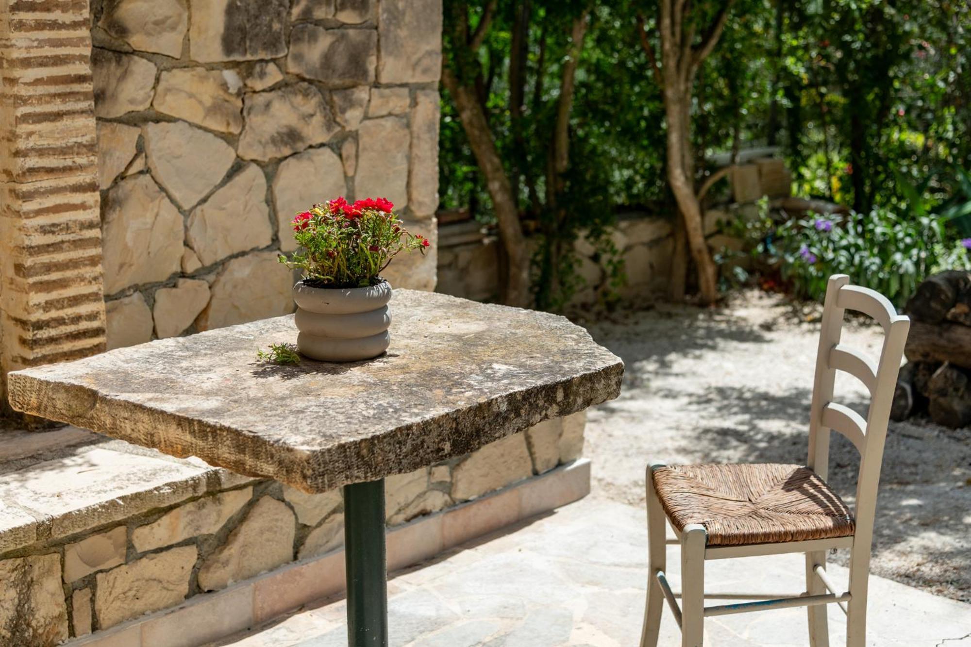 Orama Stone Apartments - Authentic Hospitality In A Historical Location, By Zantewize Eksteriør bilde