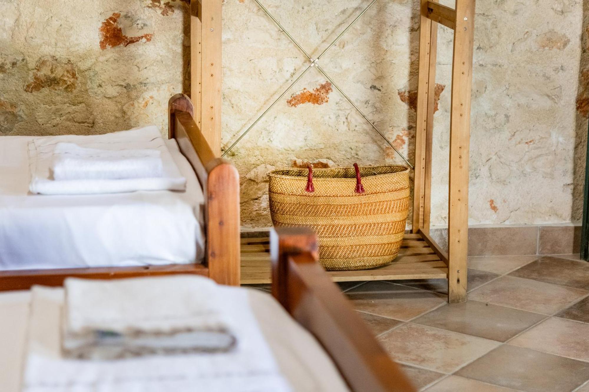 Orama Stone Apartments - Authentic Hospitality In A Historical Location, By Zantewize Rom bilde