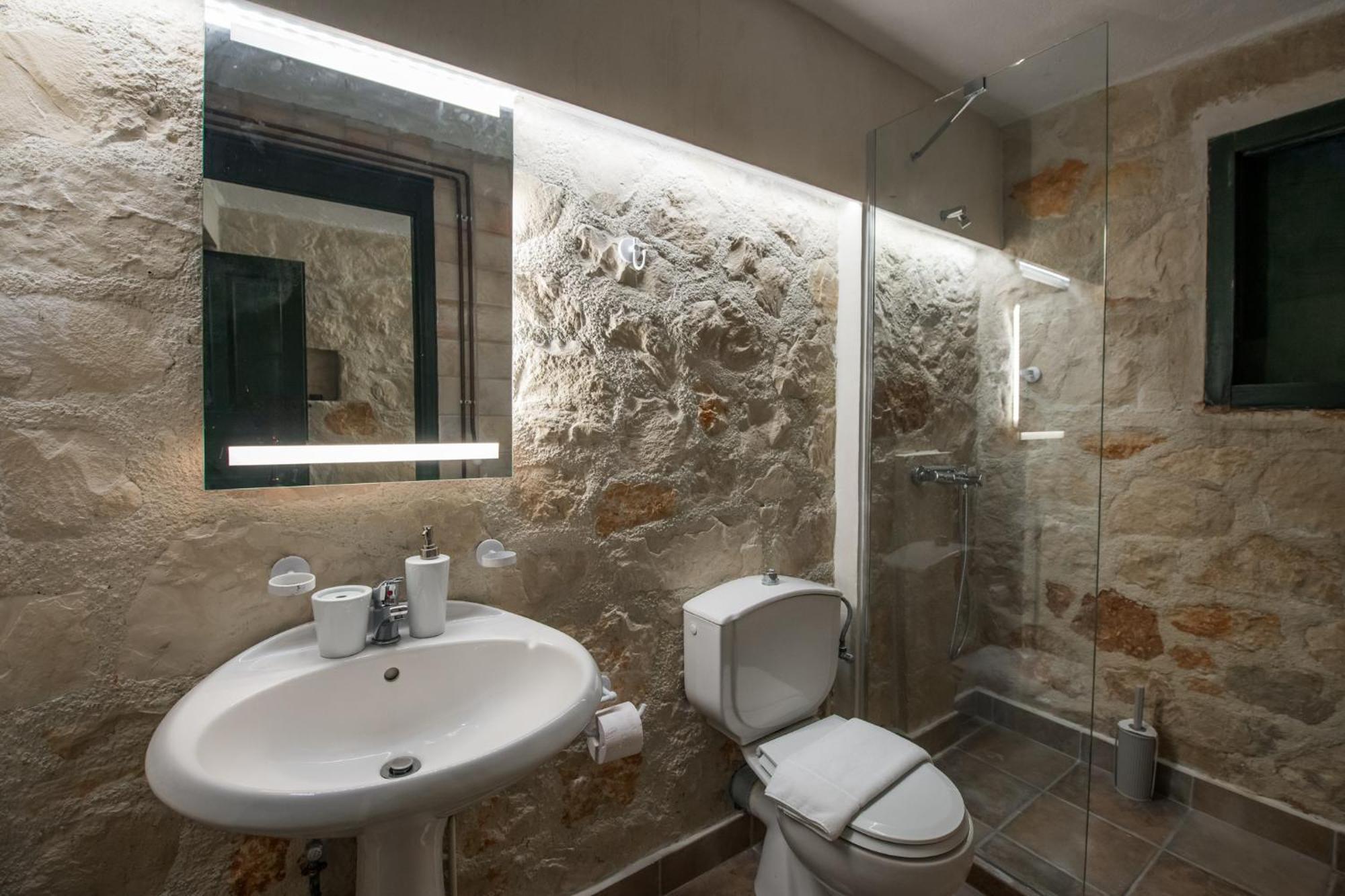 Orama Stone Apartments - Authentic Hospitality In A Historical Location, By Zantewize Rom bilde